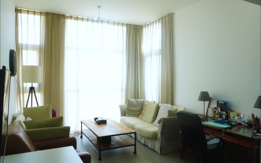 SPACIOUS | UNFURNISHED | CONTEMPORARY LIVING